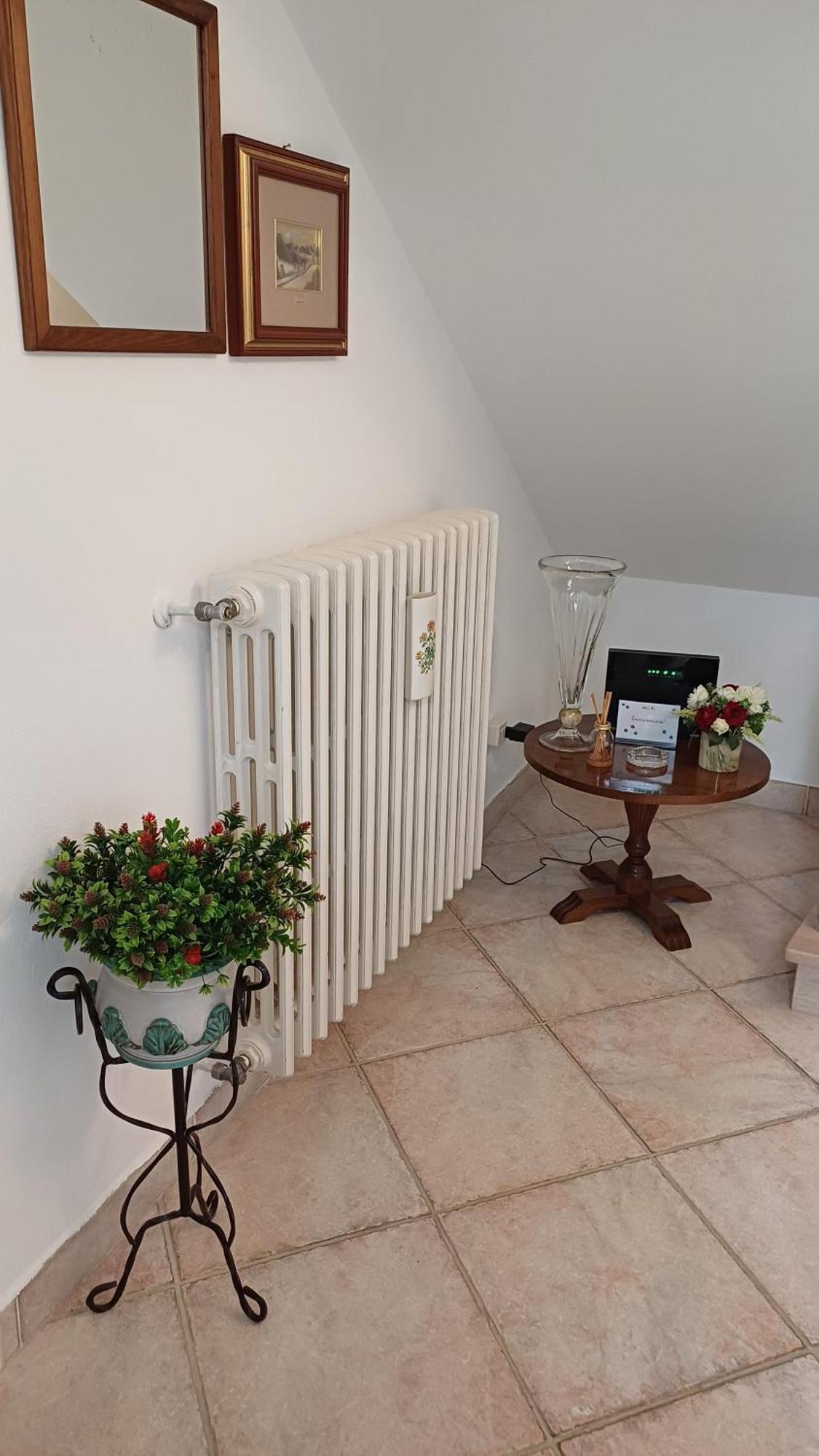 Casa Vacanze Luisa Lazzeretto Bagian luar foto
